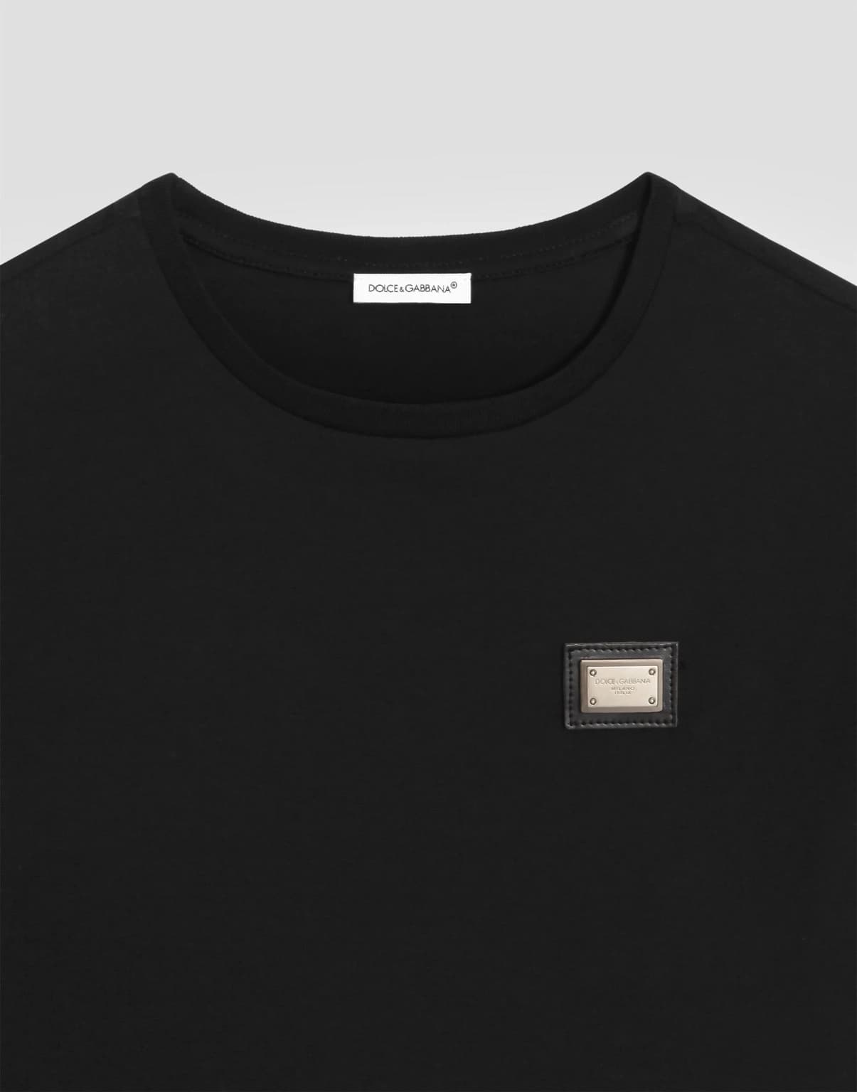 The Dolce & Gabbana Kids Cotton T-Shirt with Metal Logo Plate - 5
